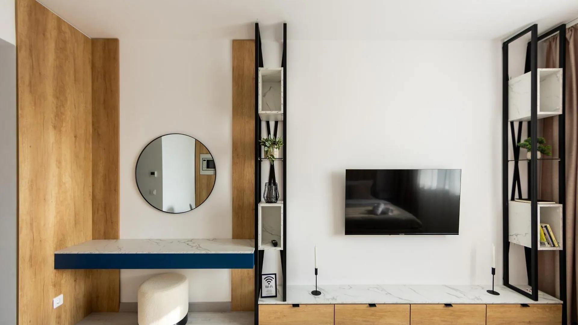 Grey Studio With Free Parking Bucharest