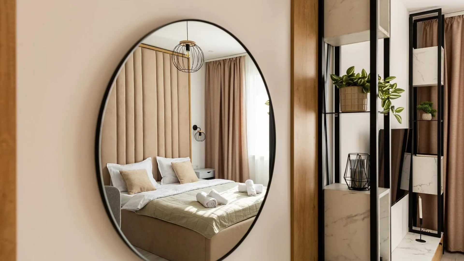 Grey Studio With Free Parking Bucharest